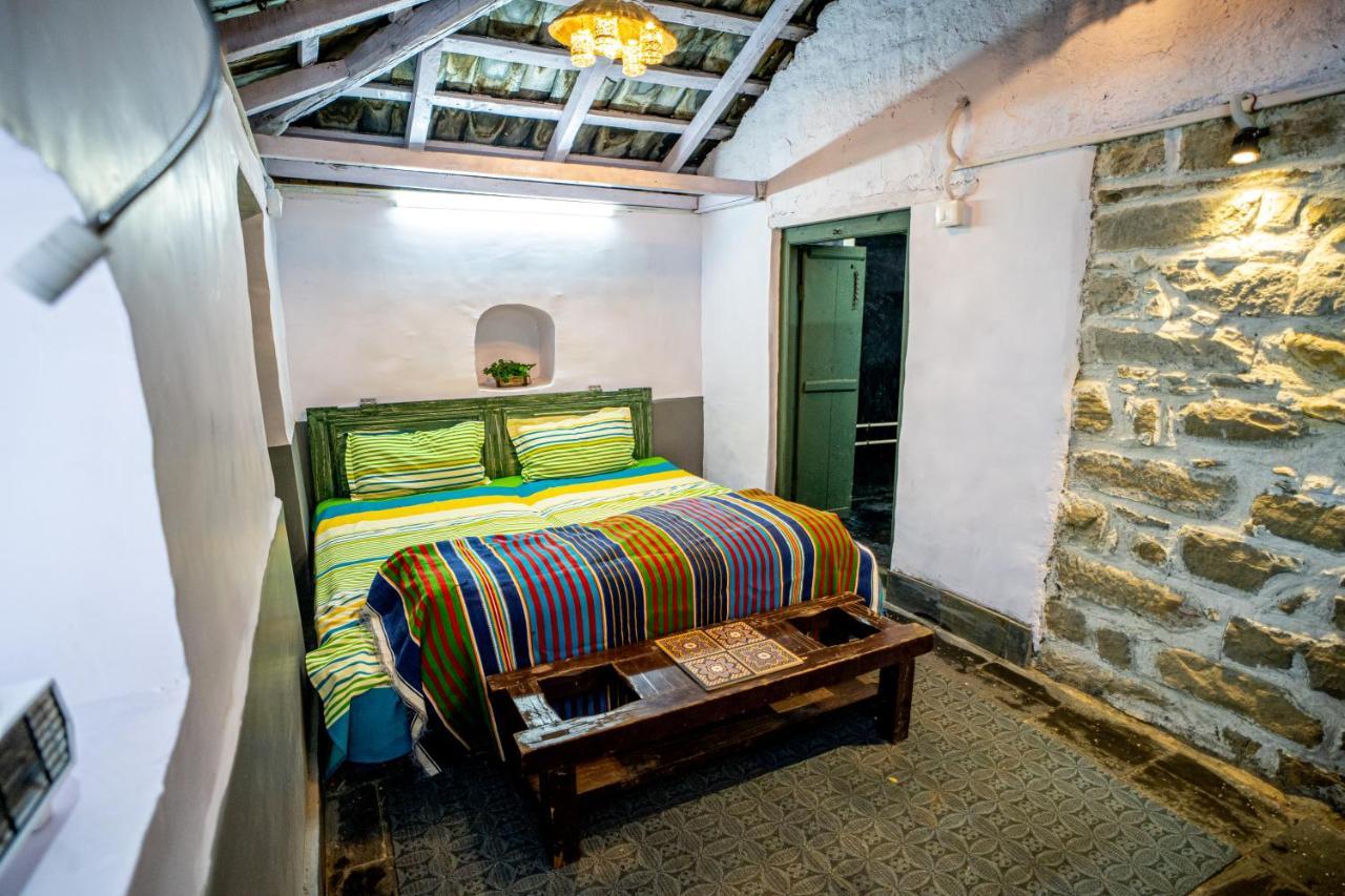 The Olive Hut Villa Bīr Kültér fotó